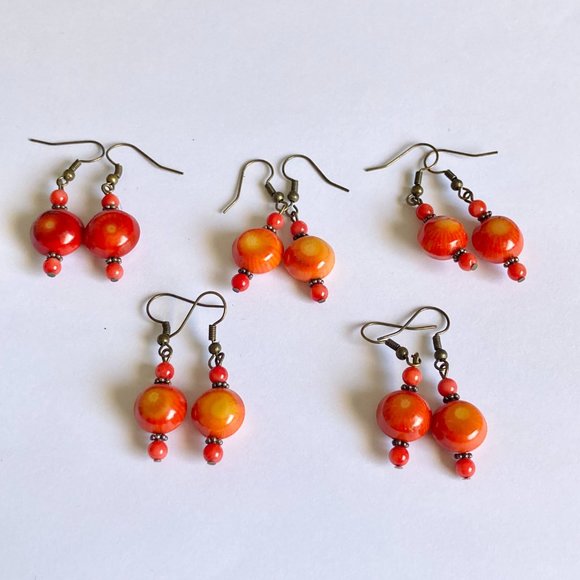 Vintage Art Glass Bead Earrings Coral Red Orange Hand Made Bronze Plated - Picture 9 of 16